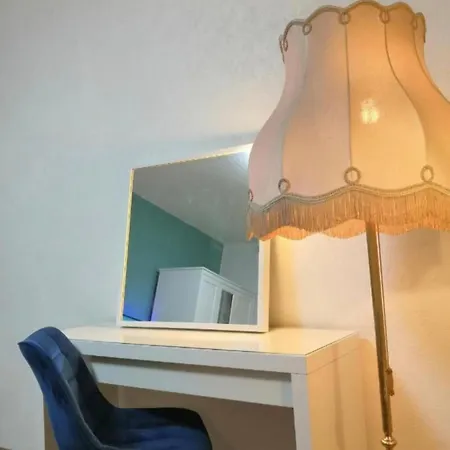 Apartmán Am Bahnhof Mit Balkon